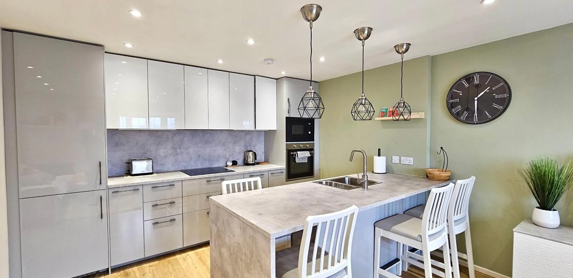 Riverview Apartments By Switchback Stays Cardiff 0*,  Verenigd Koninkrijk
