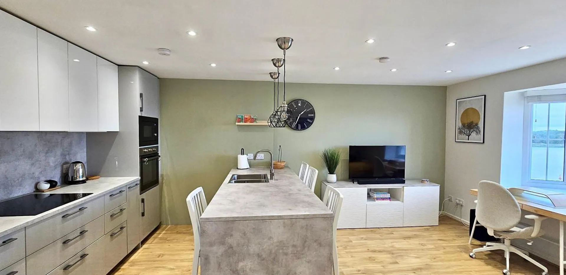Riverview Apartments By Switchback Stays Cardiff