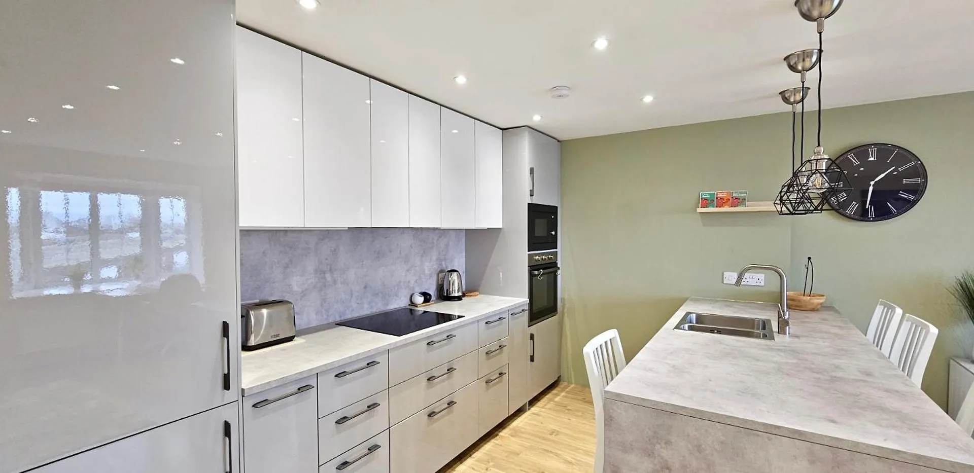 Riverview Apartments By Switchback Stays Cardiff