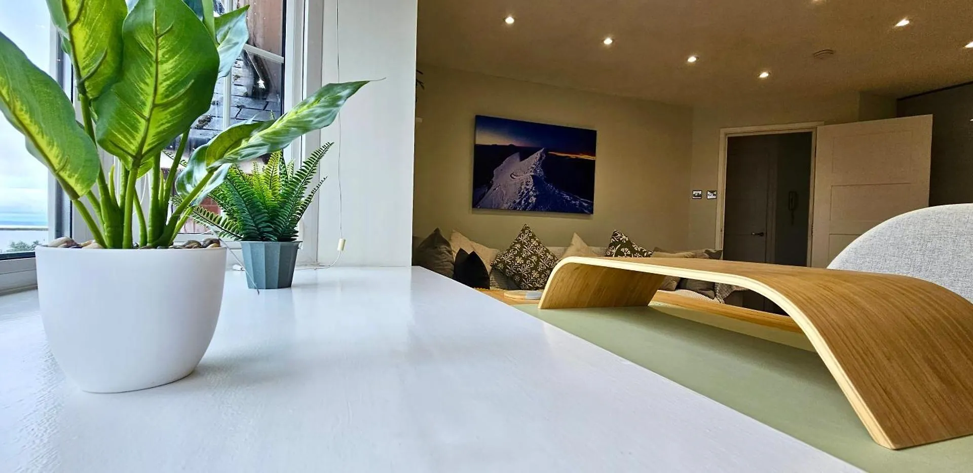 Riverview Apartments By Switchback Stays Cardiff